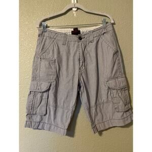 Footlocker men’s cargo shorts size 32
